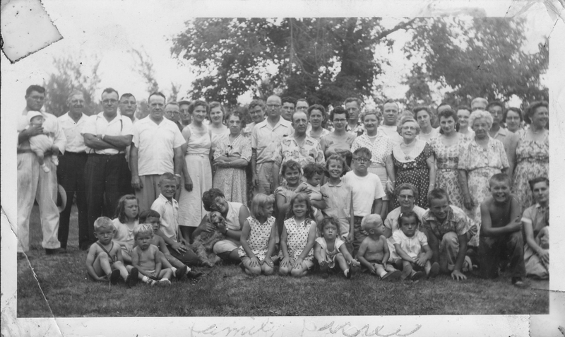 1953 Kenow Smetana Family Reunion